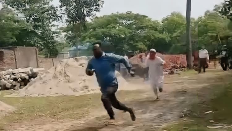 Contractor chases engineer with bamboo for questioning quality in Brahmanbaria