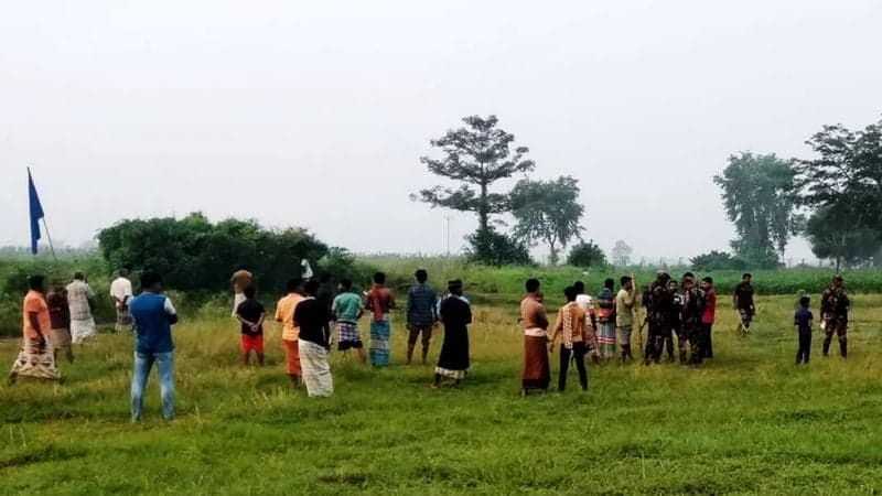 BGB blocks attempted push-in of 12 people along Kushtia border
