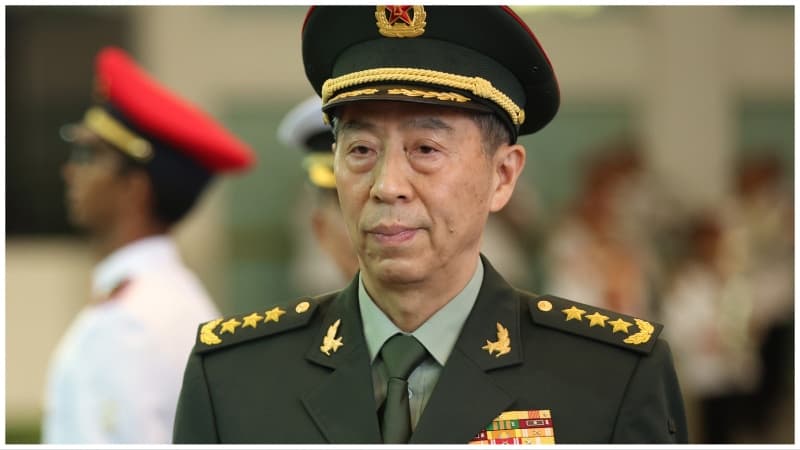 China ousts defence minister