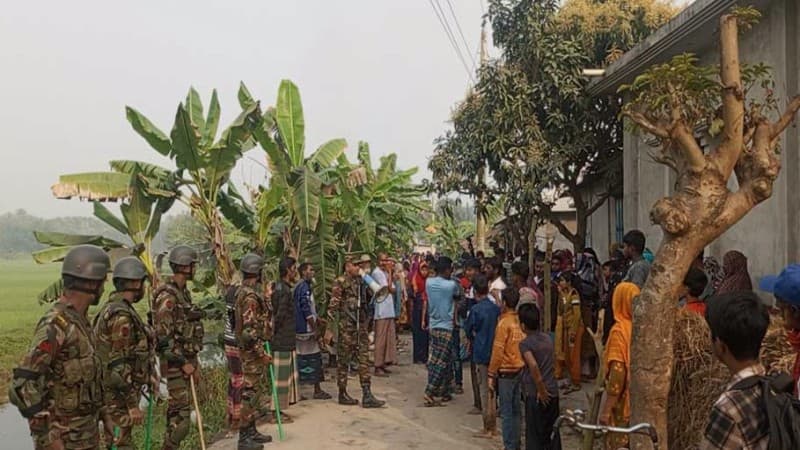 Five killed in clash between two rival groups in Narail