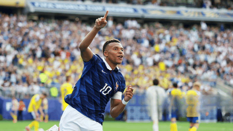 France completely dominating as Sweden look devoid of answers