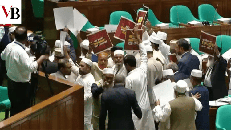 Opposition MPs walk out during President's speech