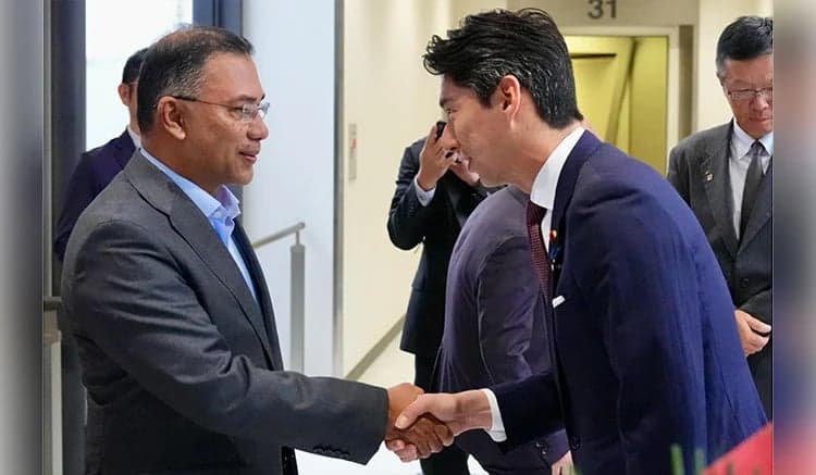 PM arrives in Tokyo on four-day official visit