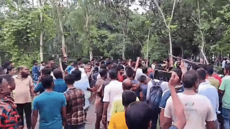 Youth killed in clash over road dispute in Kurigram