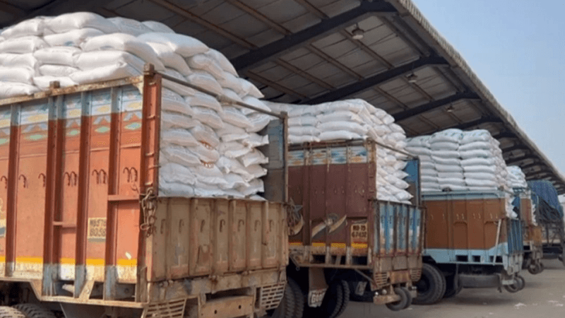2,100 tonnes of rice imported through Benapole Land Port