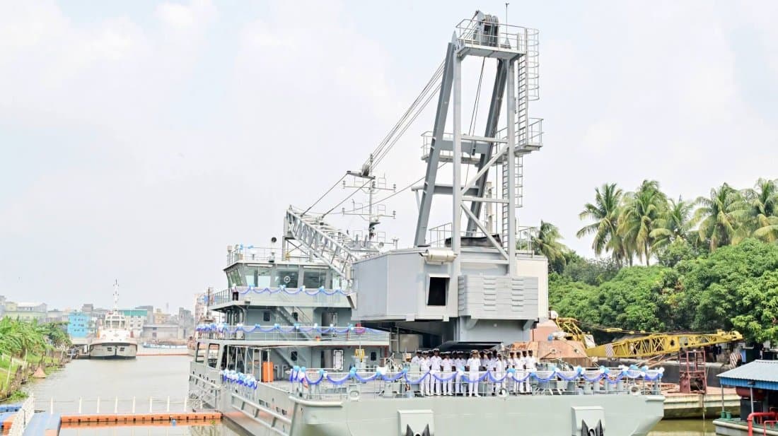 Navy inducts locally-built floating crane into fleet