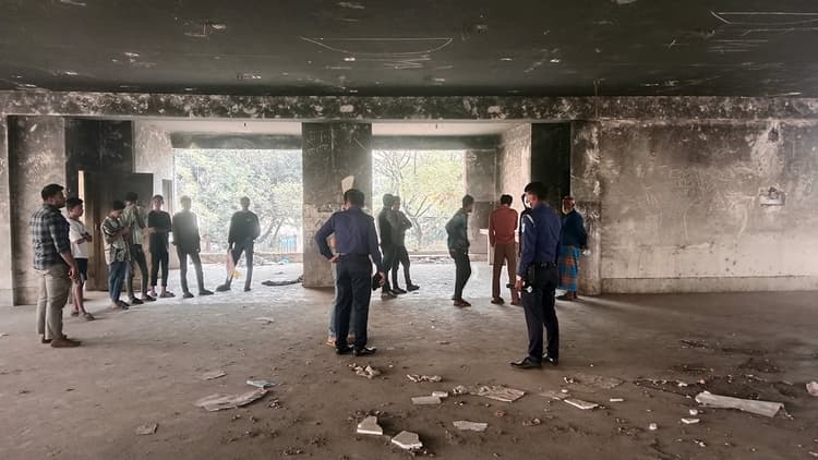 Two more bodies recovered from abandoned community centre in Savar