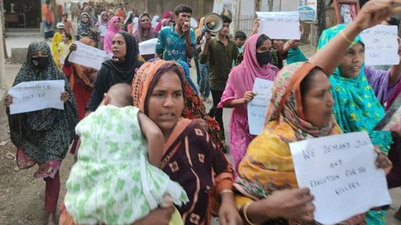 Kushtia residents take to streets demanding justice in 'Pir' Shamim killing
