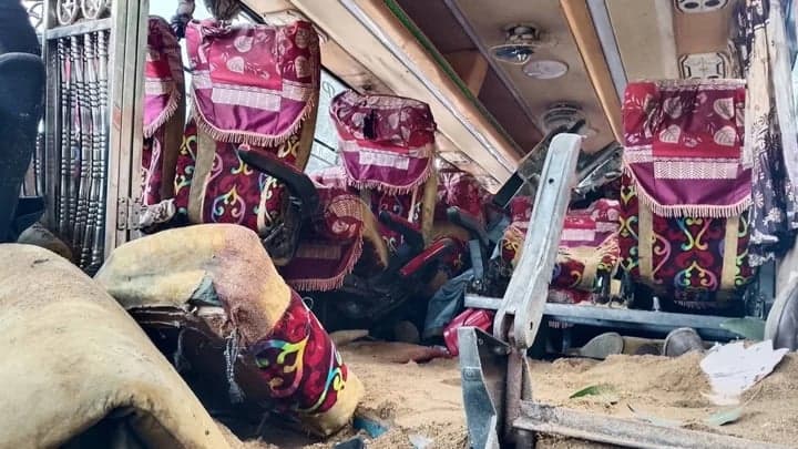 Natore bus-truck collision: 10 bodies identified; Probe body formed