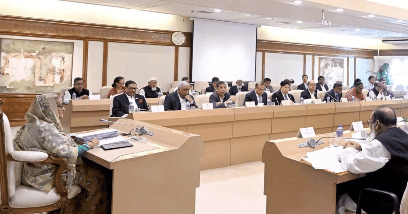 Cabinet clears draft law to appoint administrators in UPs