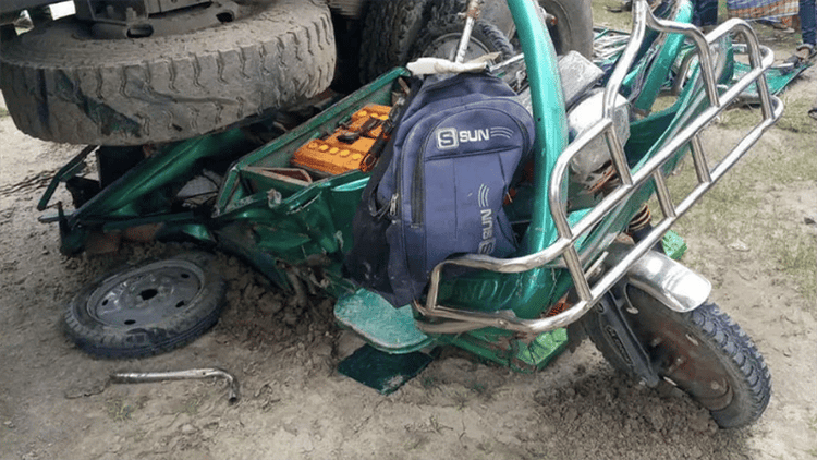 Three killed as truck hits auto-rickshaw in Mymensingh