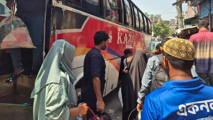 Eid holidaymakers begin returning to Dhaka