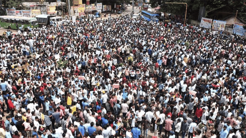Clashes between ABVP members and police in Jharkhand, 10 held