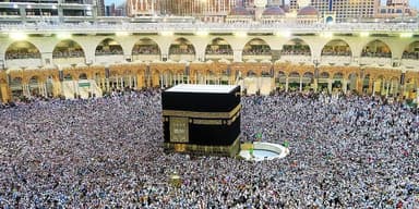 Main Hajj rituals begin as pilgrims arrive in Mina