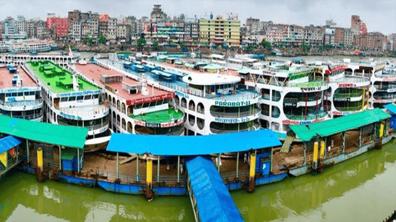 Ferry-launch services suspended at Sadarghat, Paturia-Daulatdia due to bad weather