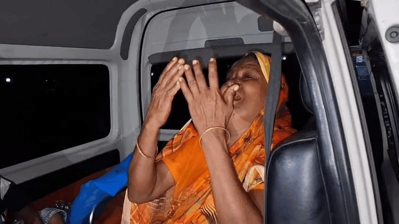 Newborn dies after ambulance stranded by local syndicate in Shariatpur