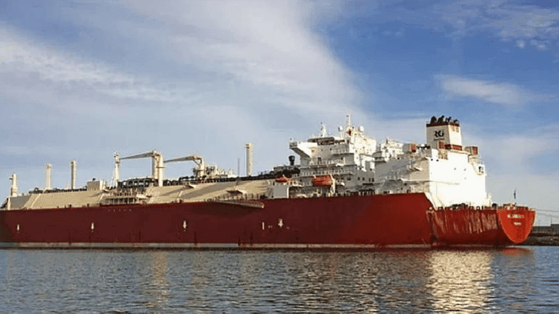 5 fuel tankers at Chattogram port