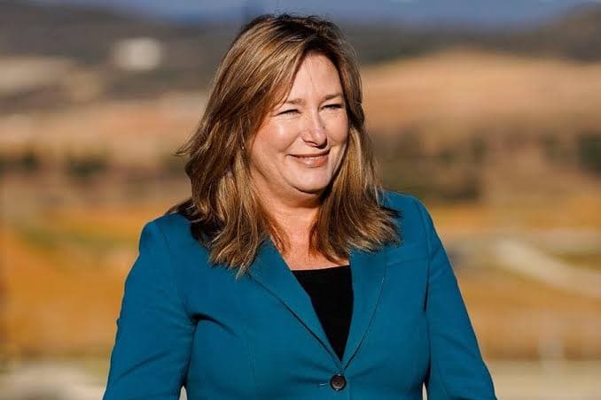 ACT Education Minister Yvette Berry resigns from cabinet