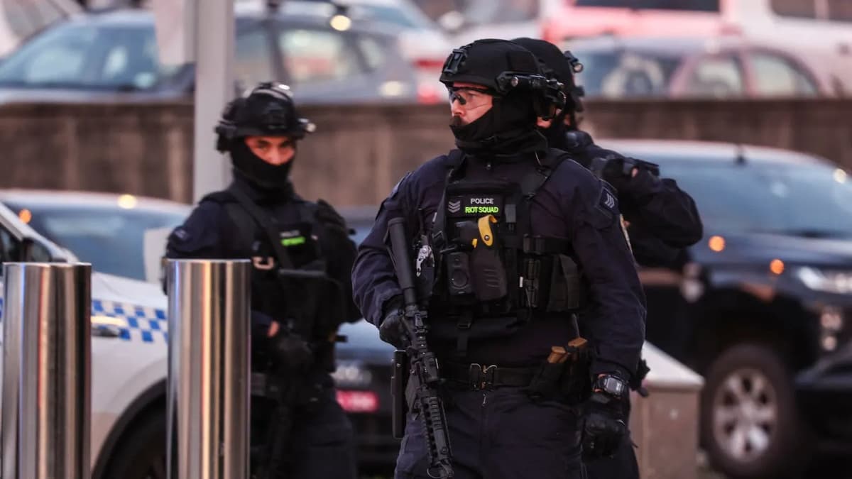 At least 10 killed in mass shooting at Australia’s Bondi Beach