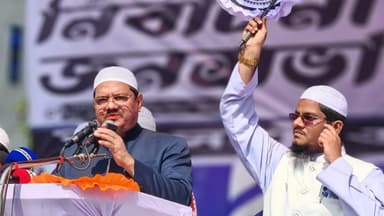 America secretly on one scale, India on the other: Charmonai Pir