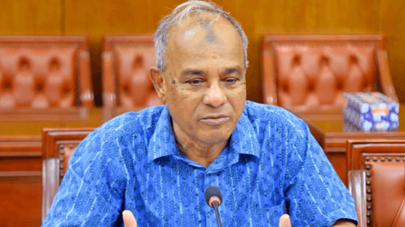 No concessions for those blocking roads, says Home Adviser
