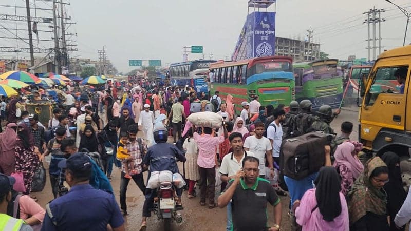 Eid travelers endure severe suffering, fare hike chaos on highways