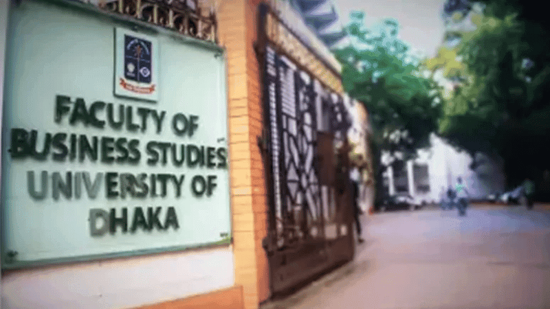 DUCSU claims credit for new lift, Dean calls it 'misinformation'