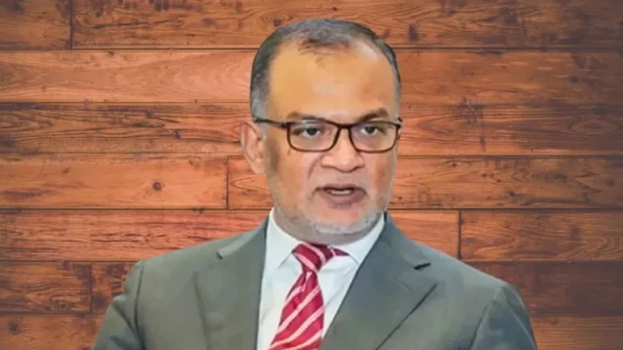 Adviser Bashir made chairman of Biman board