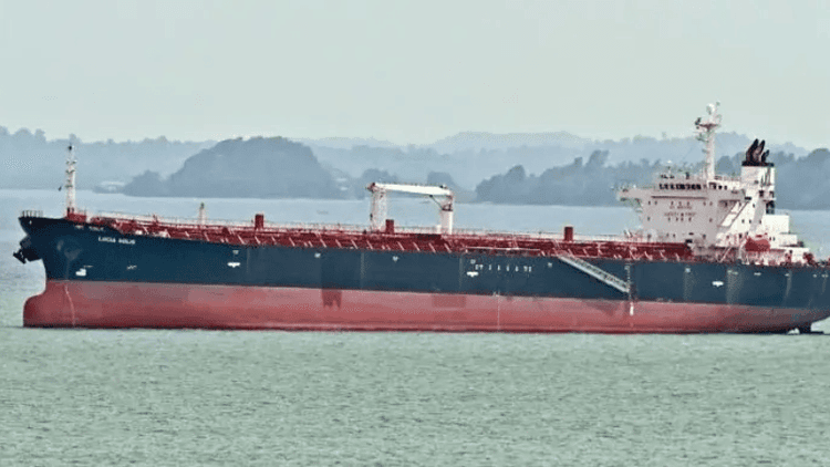 Two vessels carrying LPG, LNG arrive at Chattogram port