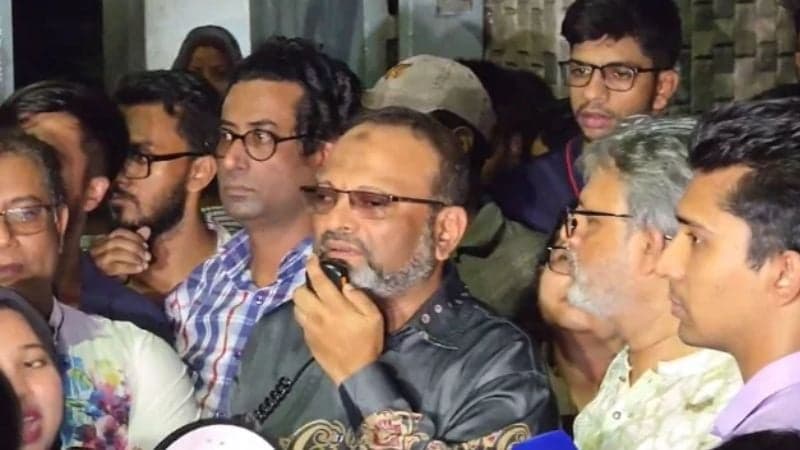 Student politics to remain ban in DU halls: VC