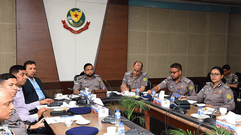 DMP Commissioner calls for no road digging ahead of Eid