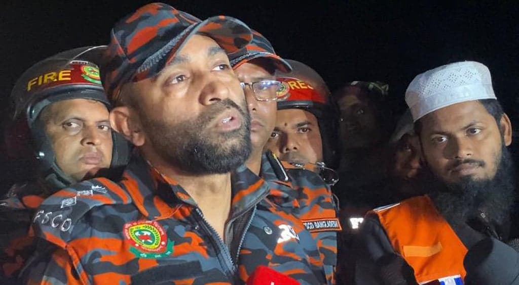 Chances of Sajid's survival is very low, oxygen supply was stopped: Fire Service