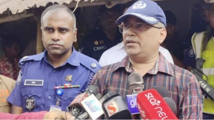 Naogaon quadruple murder over land dispute, not robbery: SP