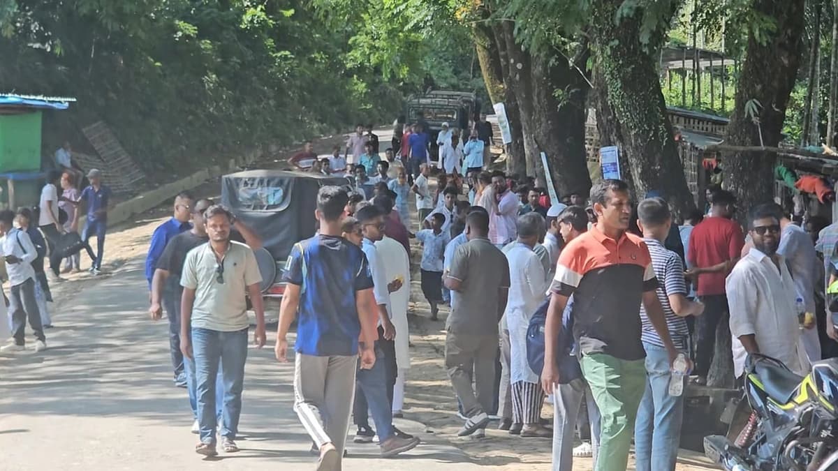 700 tourists arrive in Sajek on first day after travel ban lifted