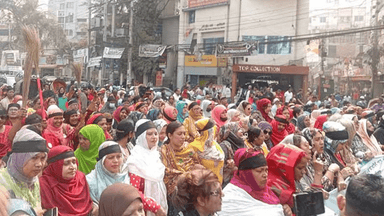 Mohila Dal holds protest march against Jamaat Ameer 'X' post