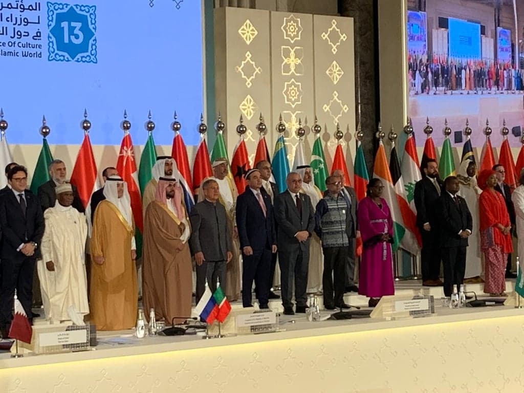 No culture is superior to another: Farooki