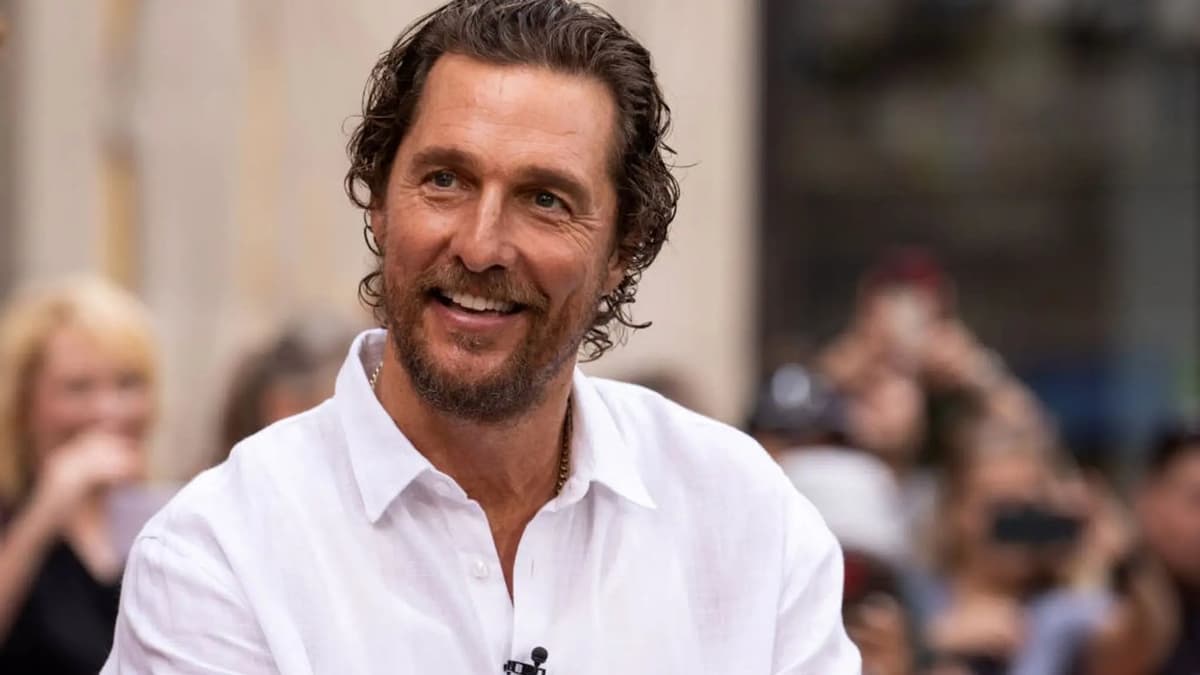 McConaughey makes long-awaited comeback as a beekeeper
