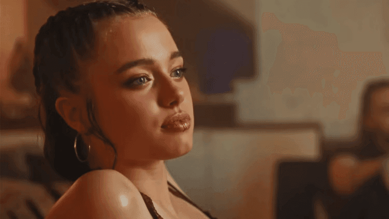 Shiloh Jolie, daughter of Jolie and Pitt, appears in K-pop music video