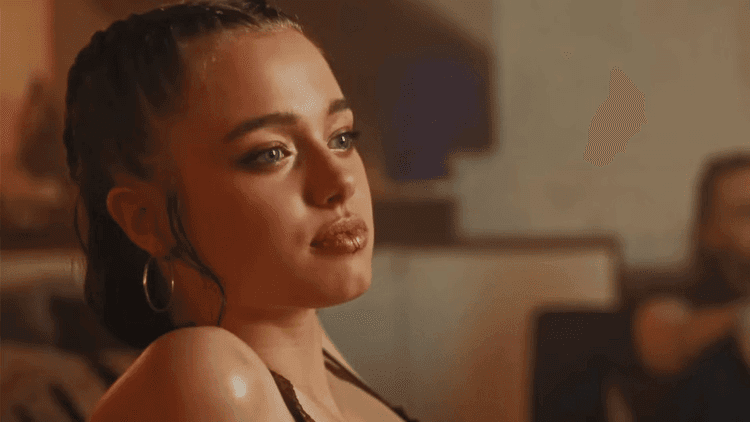 Shiloh Jolie, daughter of Jolie and Pitt, appears in K-pop music video