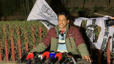 Allegations of tearing Eagle symbol posters in Rajshahi