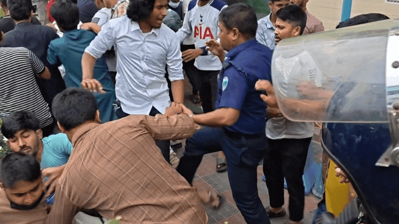 Anti-discrimination students clash with police in Lakshmipur, OC among 8 injured