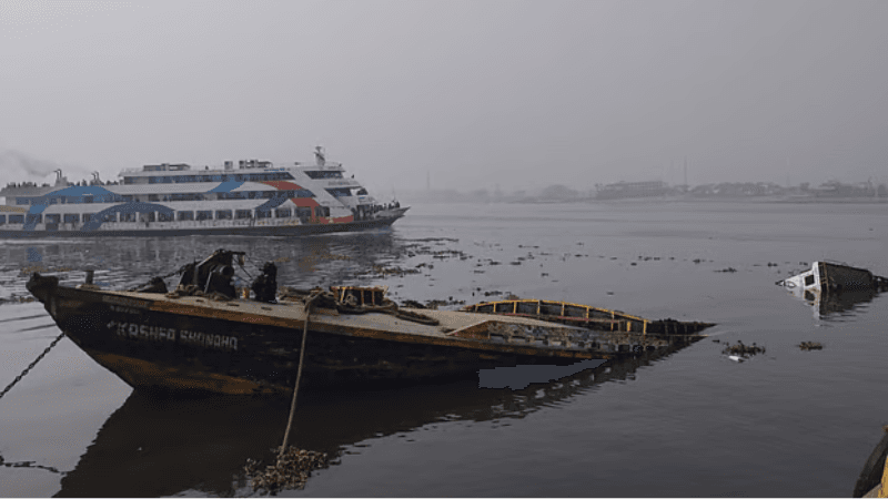 Bodies of 2 workers recovered from bulkhead sunk after launch collision in Fatulla