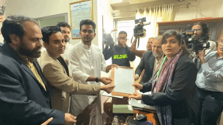Asif Mahmud collects nomination papers for Dhaka-10