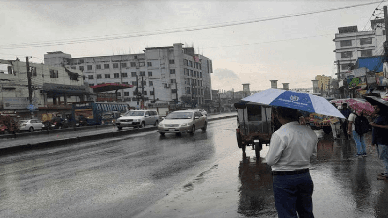 Light rain likely in Dhaka, temperature to remain unchanged