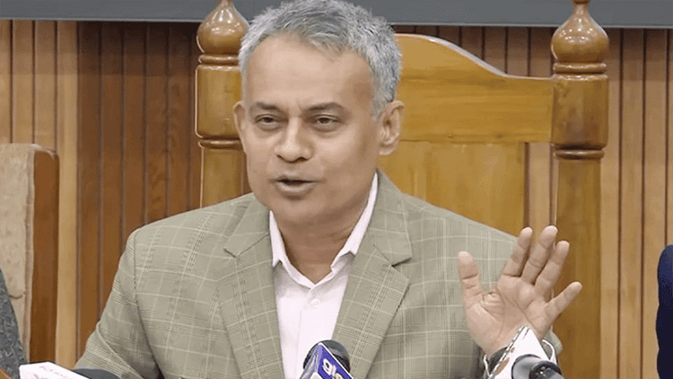 Ambulance to be stationed every 10km on highways: Road Transport Minister