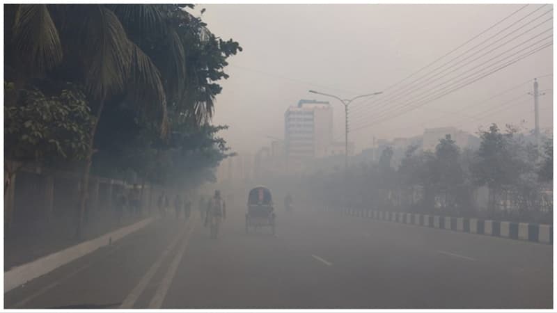 ঘন কুয়াশায় রাজধানীসহ সারাদেশে তাপমাত্রা কমছে