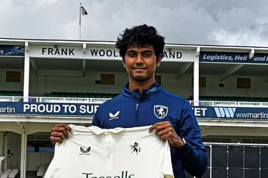 Hasan Mahmud becomes second Bangladeshi after Shakib to play County Cricket