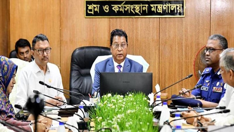 RMG workers will get salary, bonus before Eid holiday: Nazrul Islam