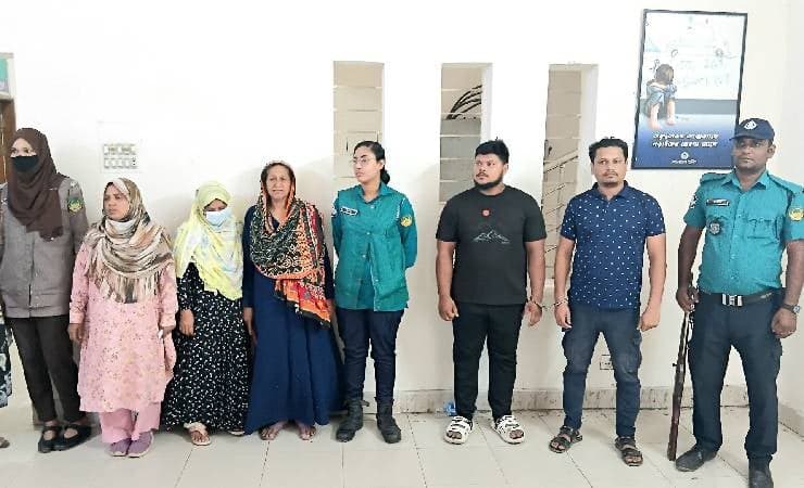 ‘Joy Bangla’ slogan inside police station, five arrested in Tongi