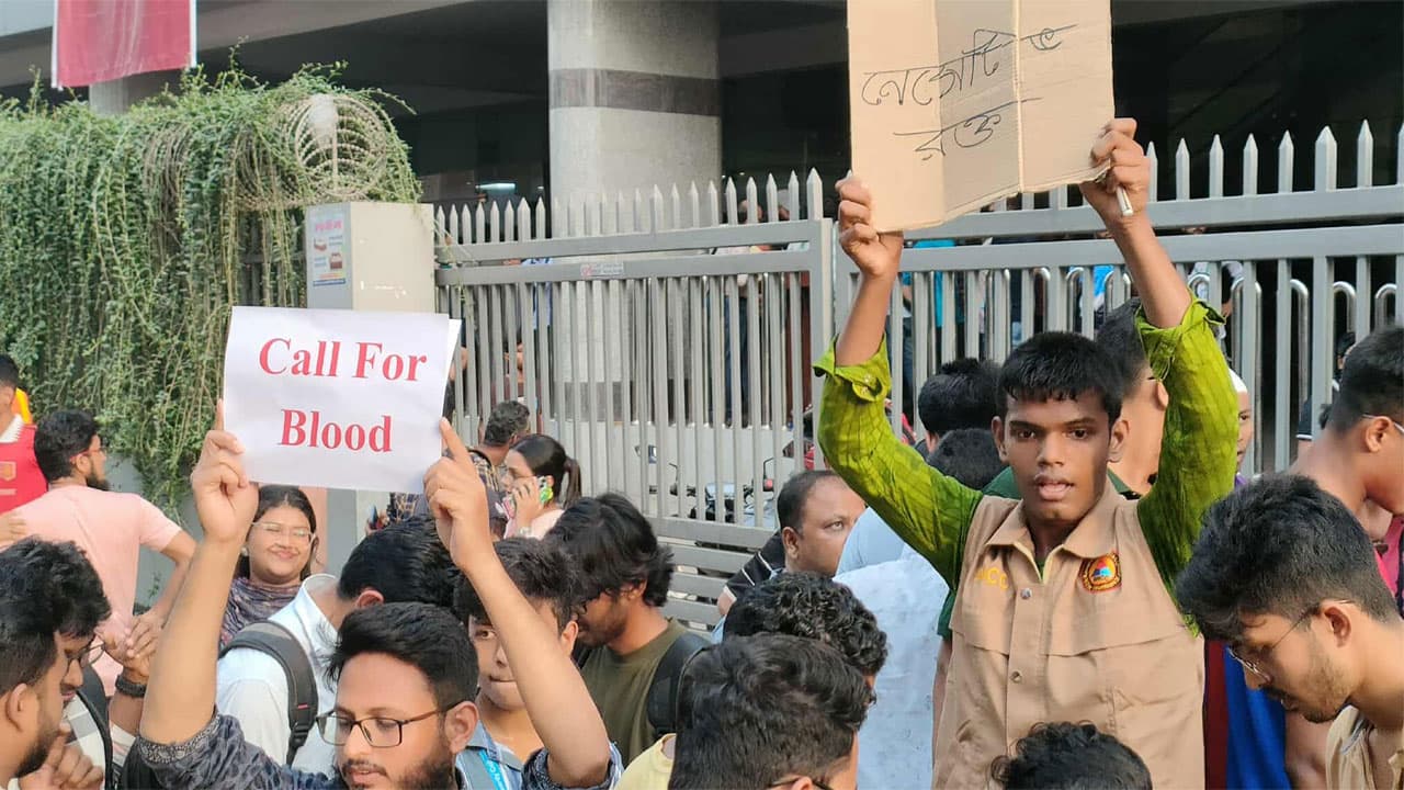 Urgent appeal for ‘negative’ blood amid Uttara plane crash tragedy